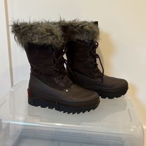 Sorel brown Waterproof Winter Boot Lace Up Faux Fur Boots Women's Size 7.5